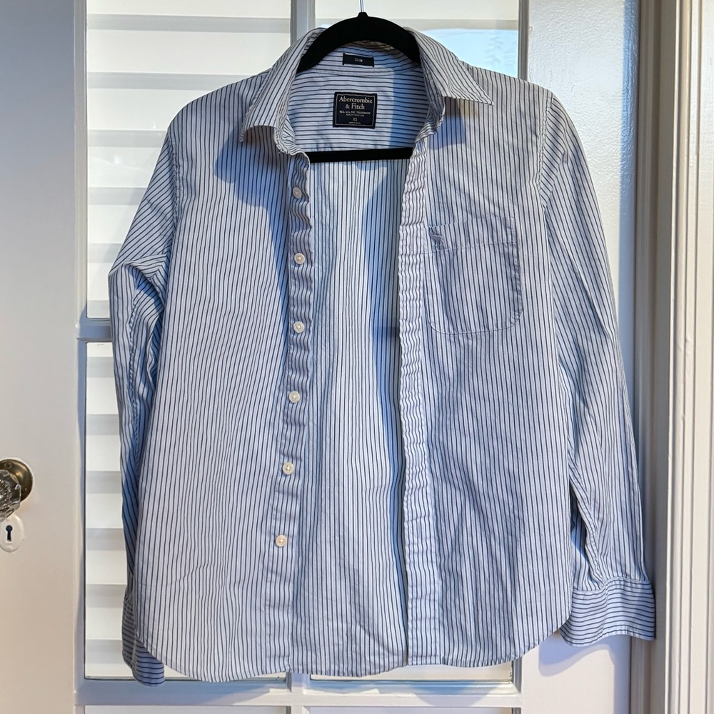 Abercrombie & Fitch Slim Button Down Blue Striped Men's XS Shirt